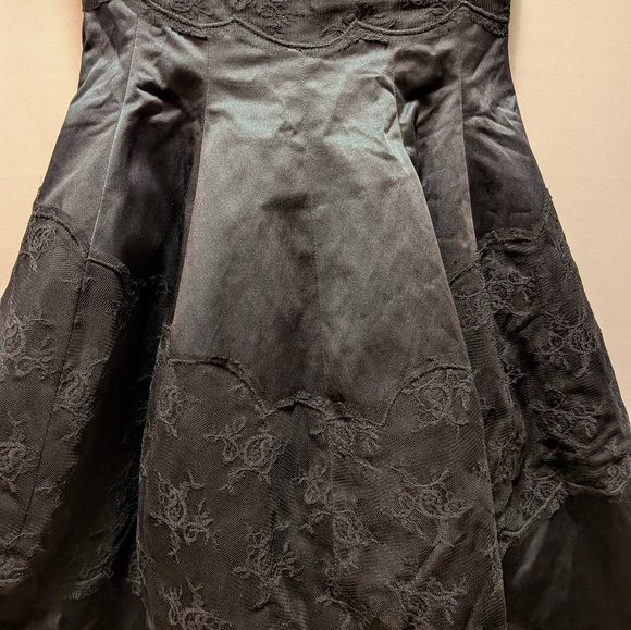 Elegant Black Satin and Lace Fit-and-Flare Dress - Picture 7 of 9